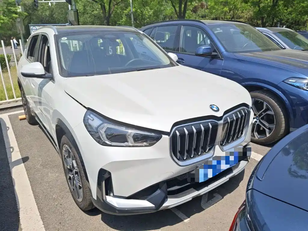 BMW X1 2025 sDrive25Li X Design Package фото 7