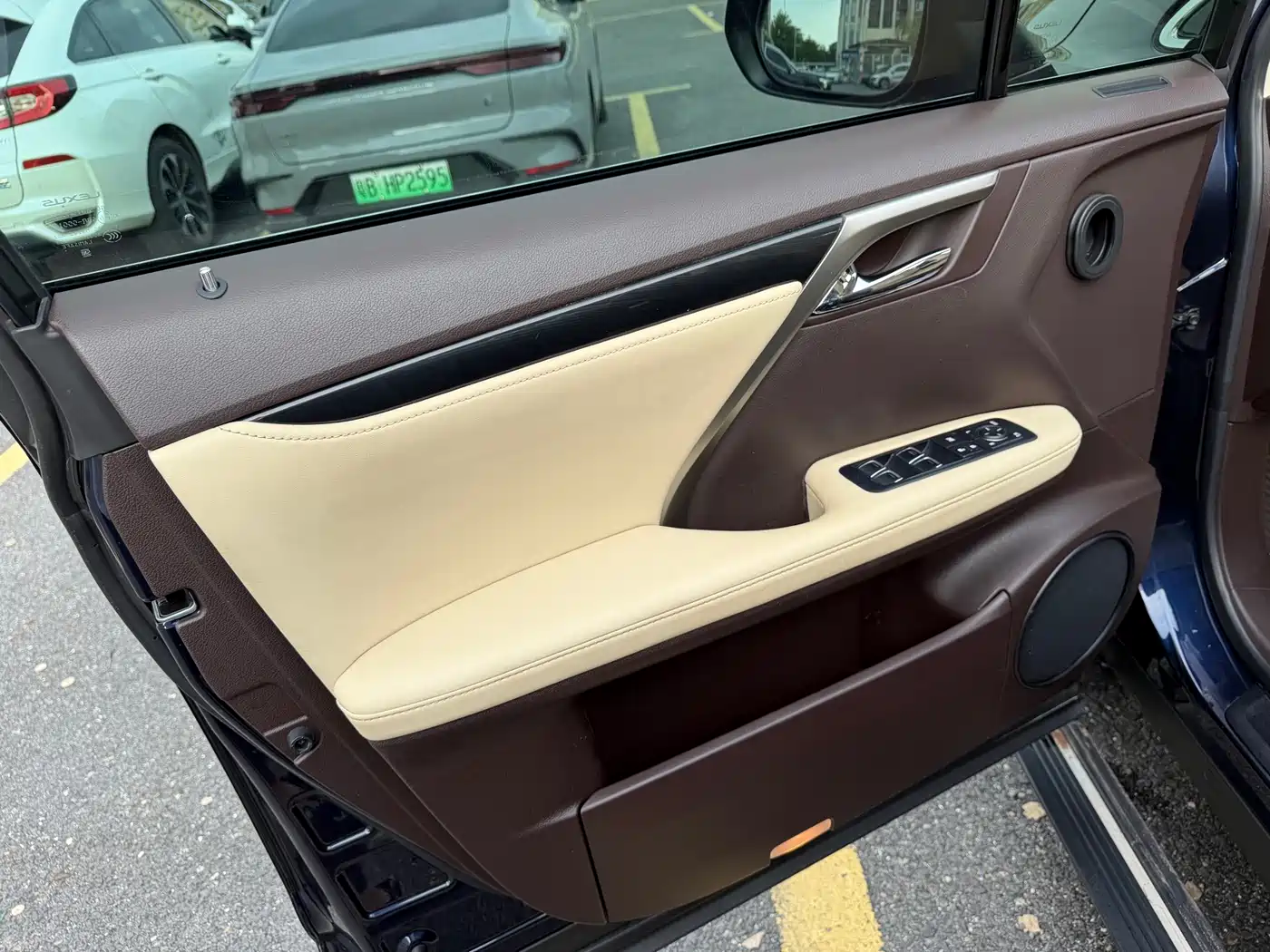 Lexus RX 2016 300 2WD Elite Edition China VI фото 26