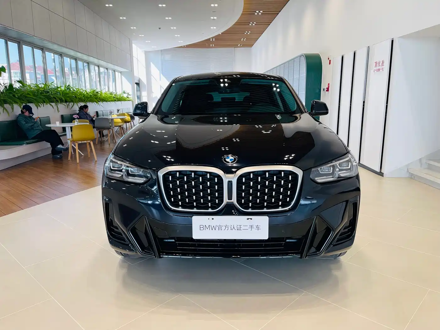 BMW X4 2022 xDrive 25i M Sport Package фото 2