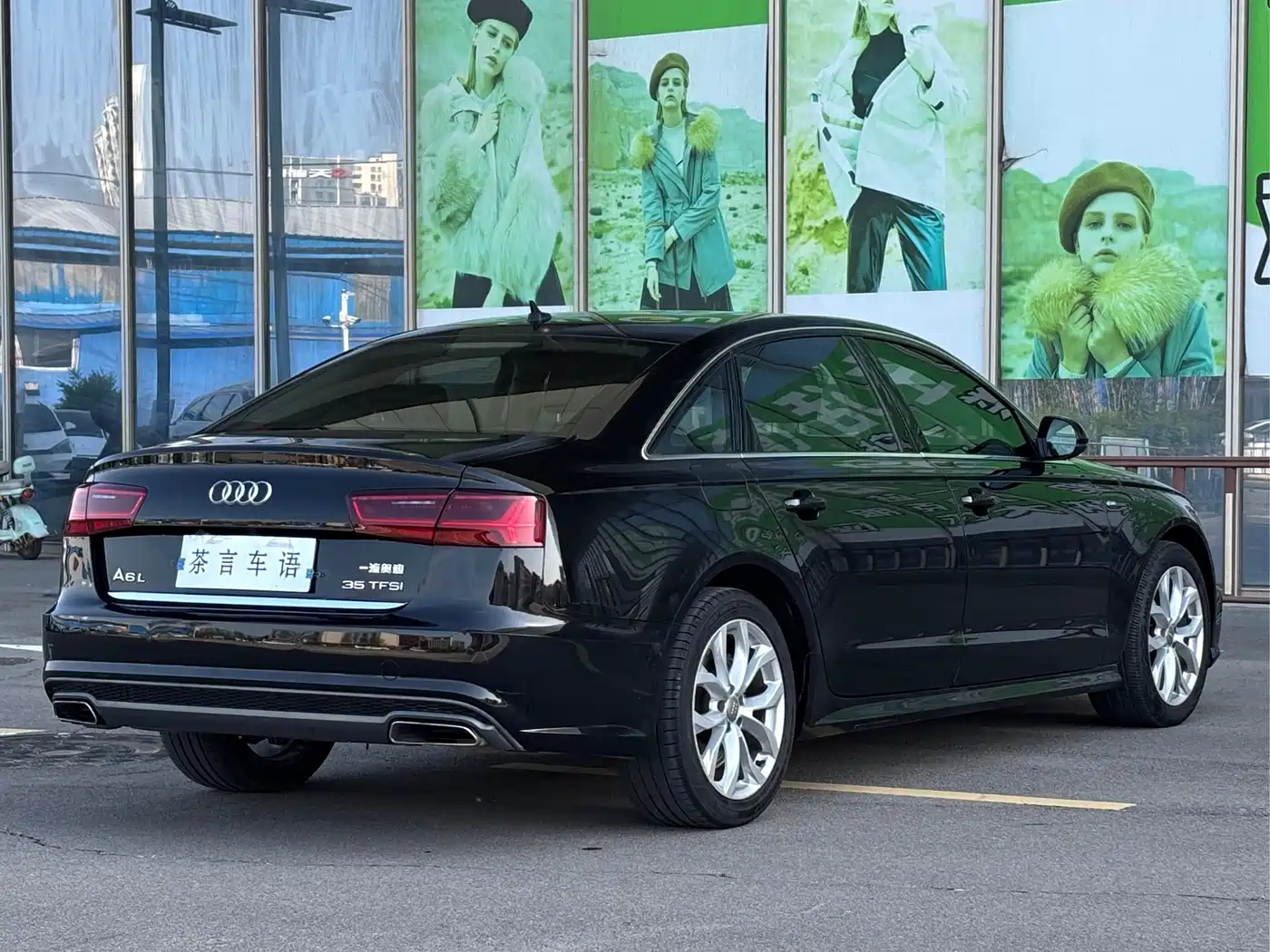Audi A6L 2018 30th Anniversary 35 TFSI Fashion фото 4