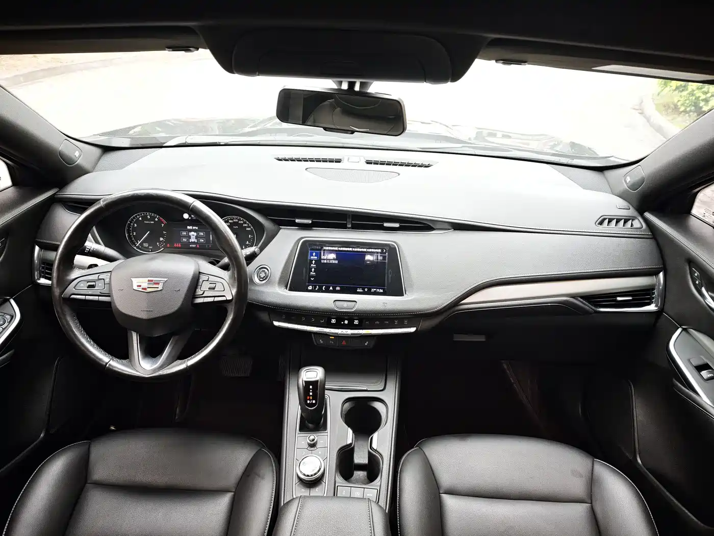 Cadillac XT4 2019 2018 28T FWD Leading Edition