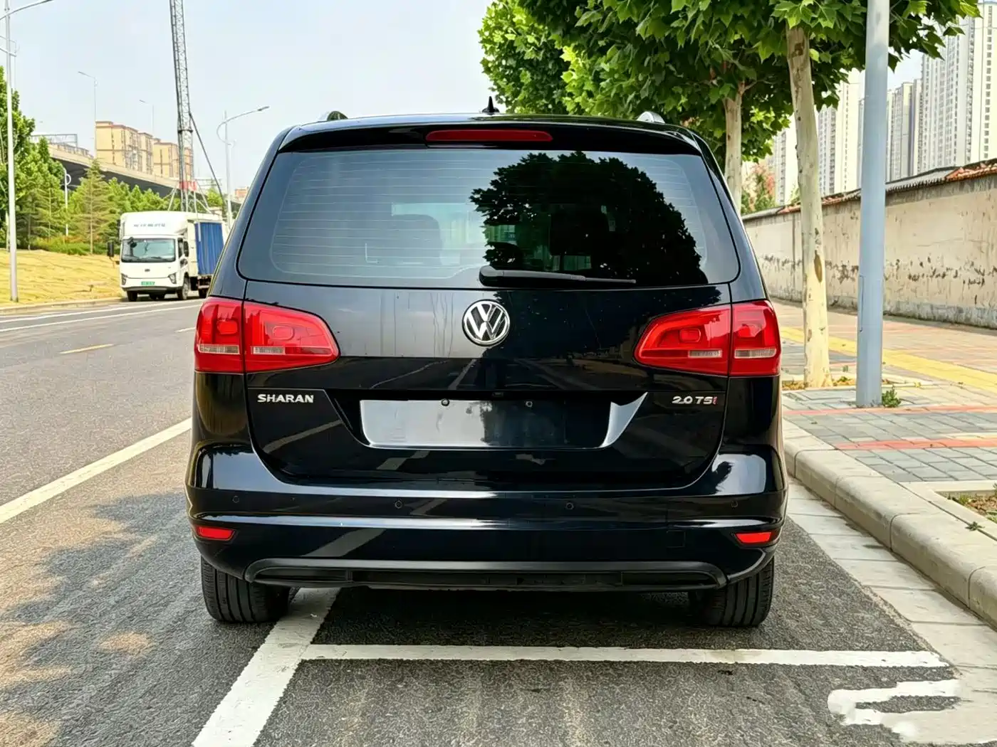 Volkswagen Sharan 2014 2.0TSI Comfort фото 13