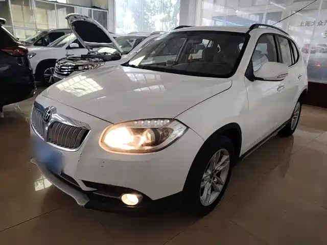  Zhonghua Zhonghua V5 2012 1.6L Manual Luxury