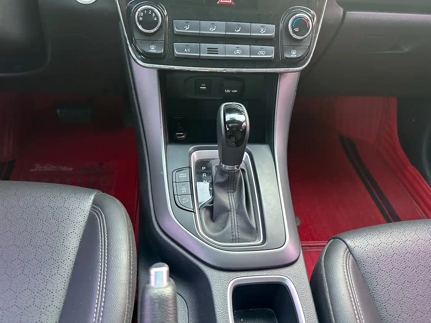 Hyundai Beijing Hyundai ix35 2019 2.0L Automatic 2WD Zhiyong·Smooth Enjoy China VI фото 10
