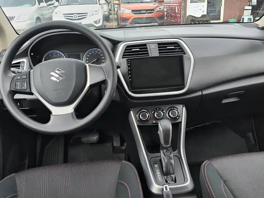 Suzuki SX4 S-Cross 2015 2015 1.6L CVT 2WD Progressive