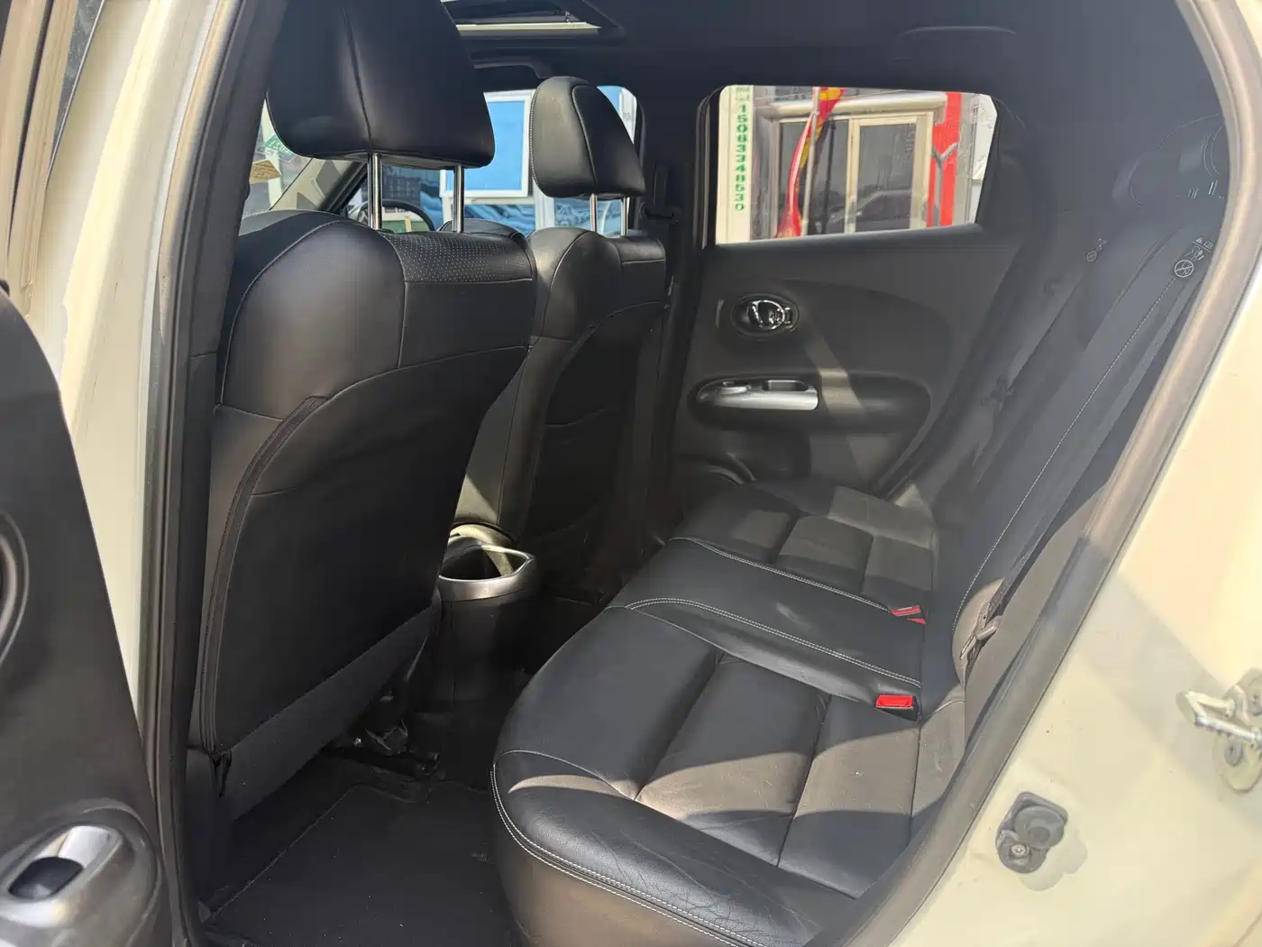 Infiniti ESQ 2015 2014 1.6L Premium Edition