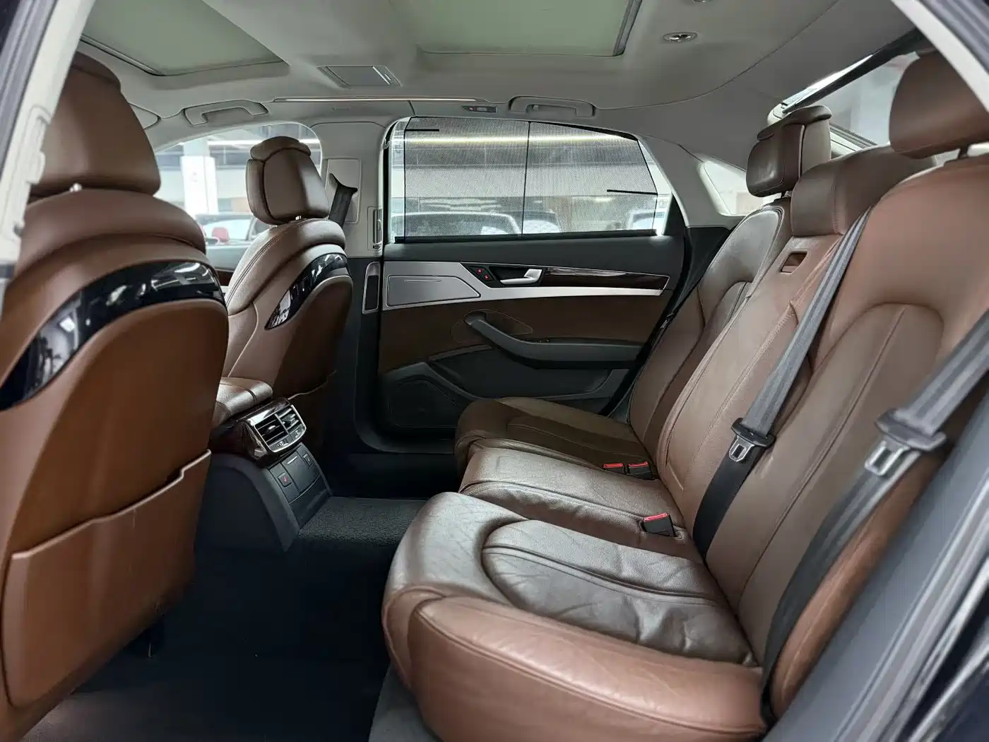 Audi A8 2013 A8L 45 TFSI quattro Comfort фото 6