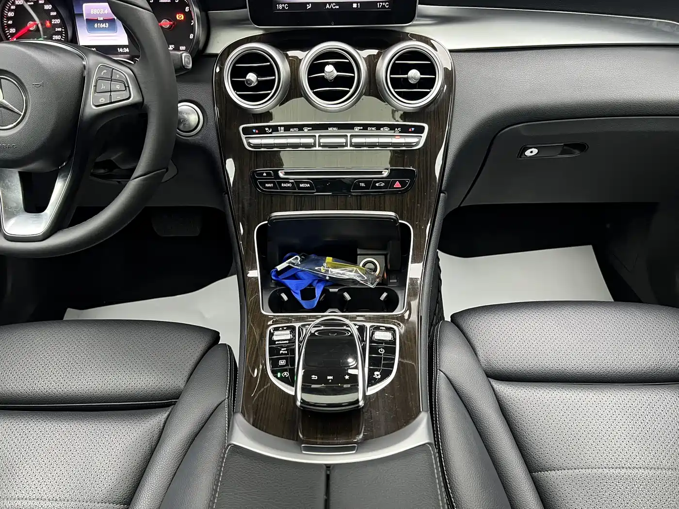 Mercedes-Benz GLC 2018 Facelift GLC 260 4MATIC Dynamic фото 9