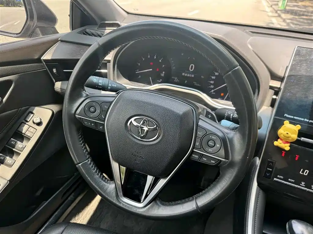 Toyota Avalon 2022 2.5L Luxury Edition фото 3