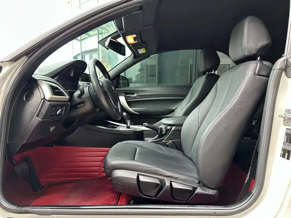 BMW 2 Series (Import) 2015 218i Convertible Coupe фото 4