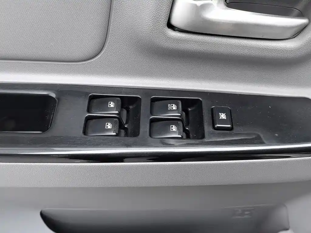 BAIC Weiwang M20 2014 2013 Model 1.5L Premium BJ415B