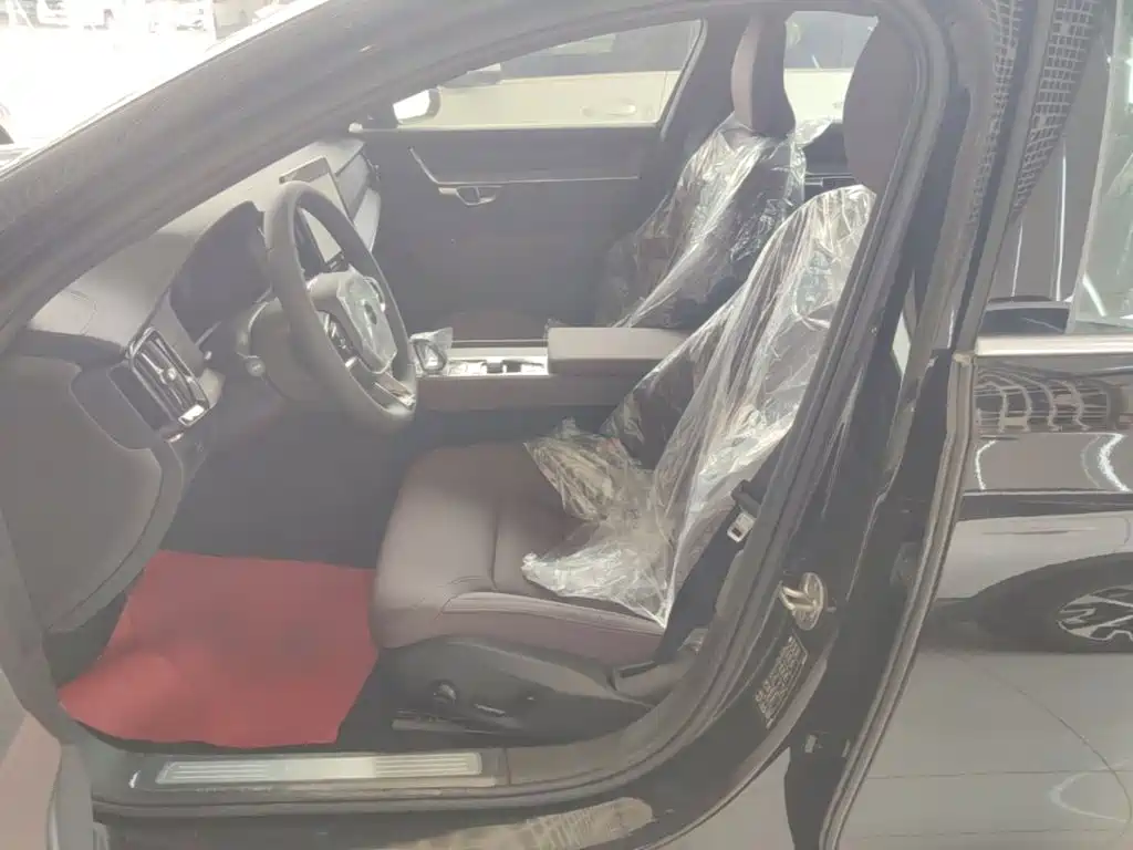 Volvo S90 2026 2026 B5 Zhiyi Luxury Edition