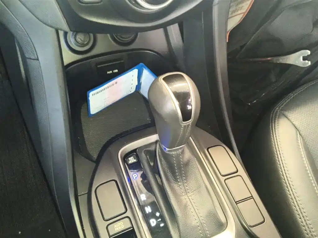 Hyundai Santa Fe 2015 2.0T Automatic 2WD Smart 5-Seater фото 14