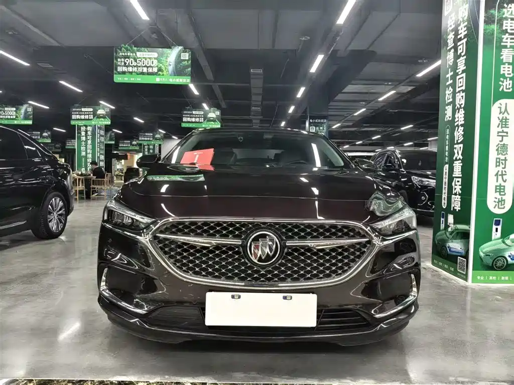 BUICK LACROSSE
