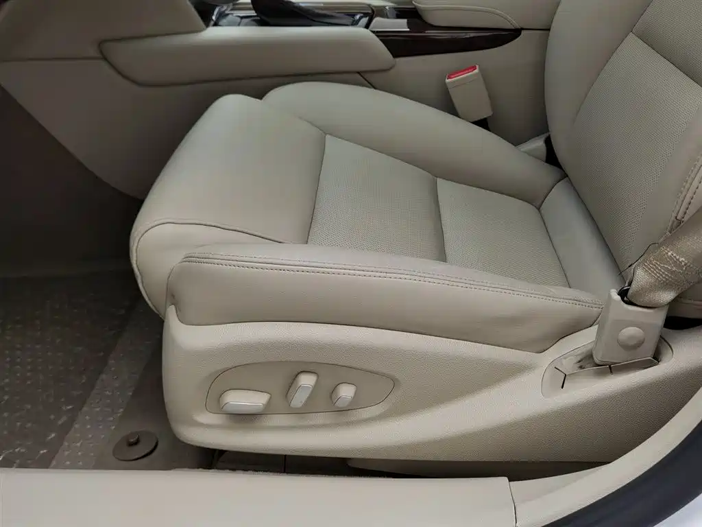 Cadillac XTS 2017 28T Elite фото 20