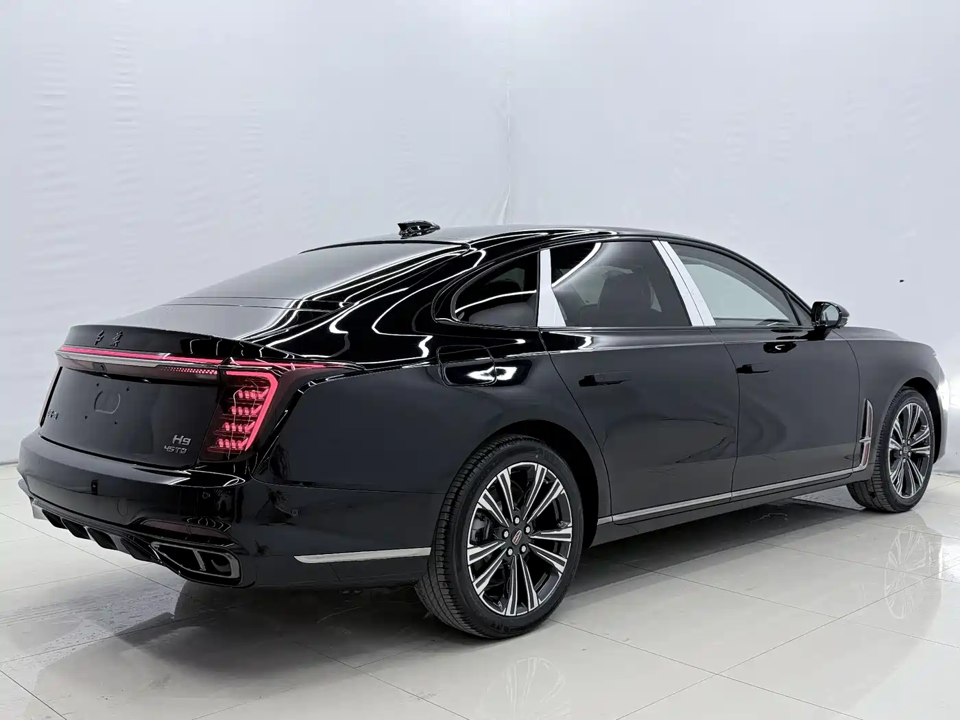 Hongqi H9 2024 2.0T Qi Chang Private Fashion Edition фото 17