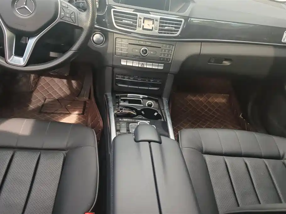Mercedes-Benz E-Class 2015 Facelift E 200 L Sport фото 16