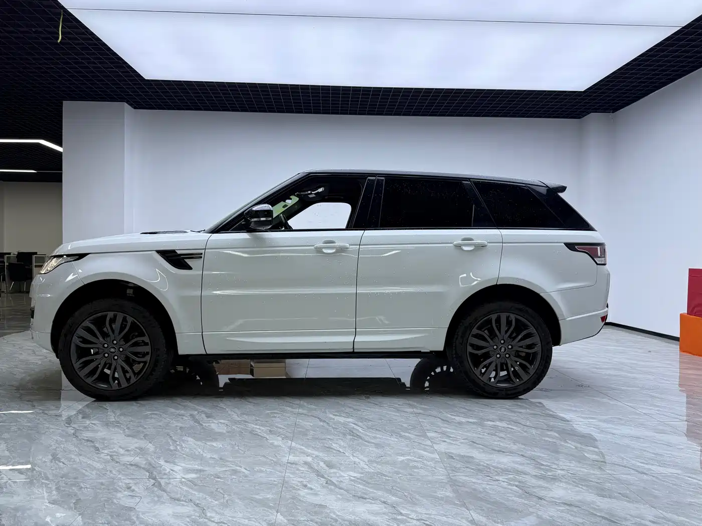 Land Rover Range Rover Sport 2017 3.0 SC V6 HSE DYNAMIC фото 8