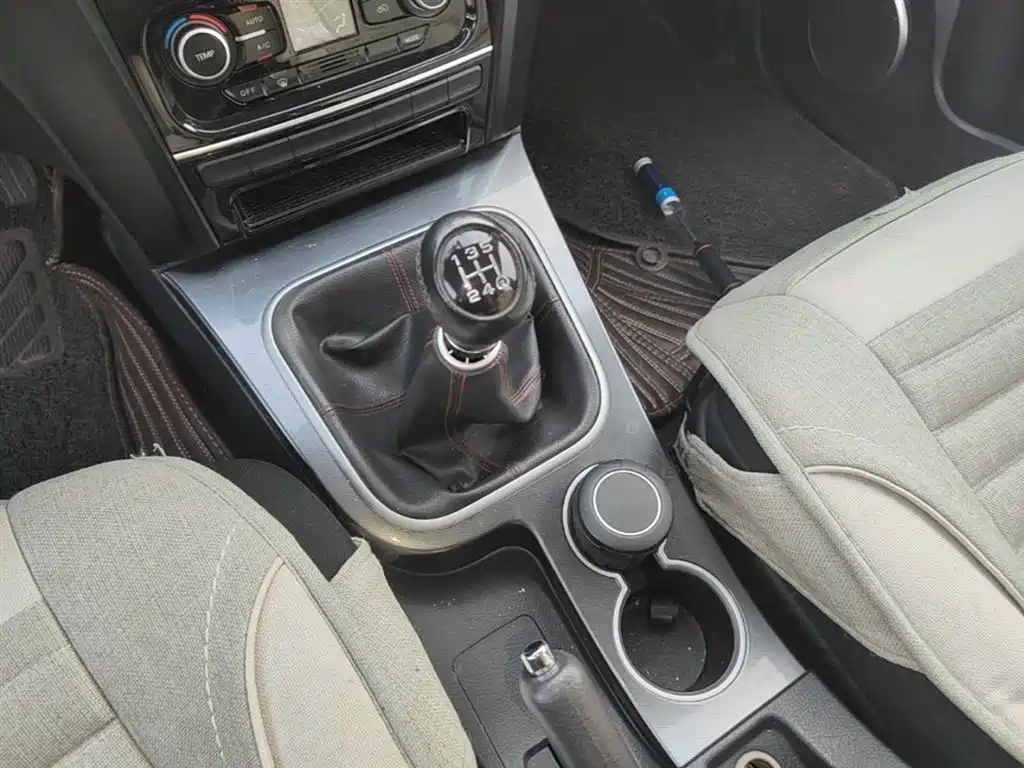 Haval H5 Classic 2013 Premium Edition 2.0L Manual 2WD Progressive фото 14
