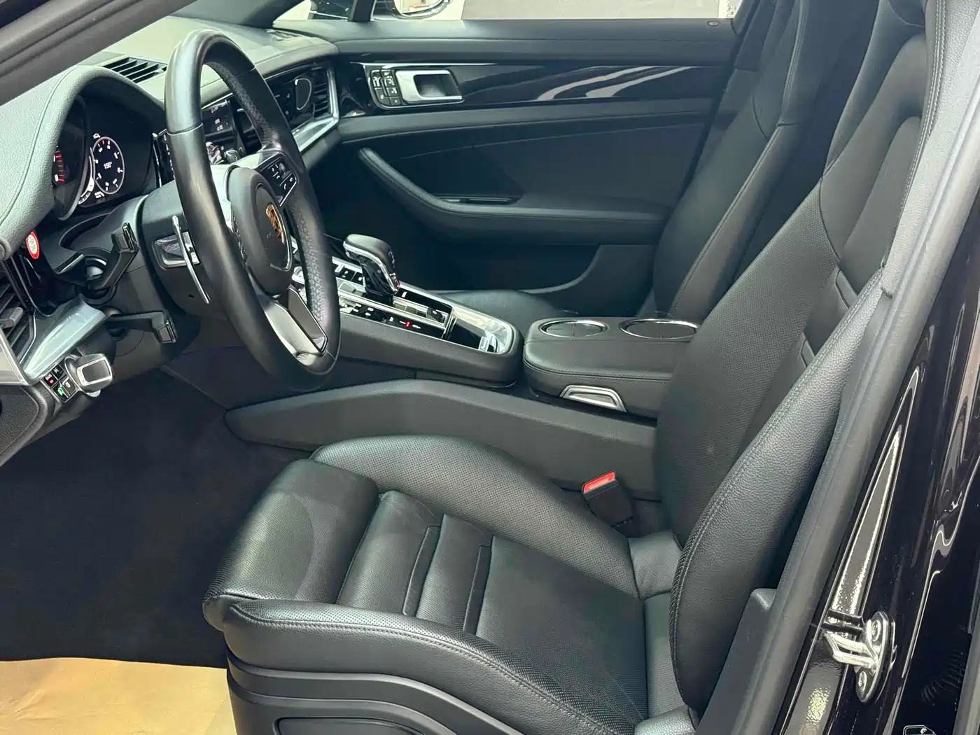 Porsche Panamera 2017 Panamera 3.0T фото 13