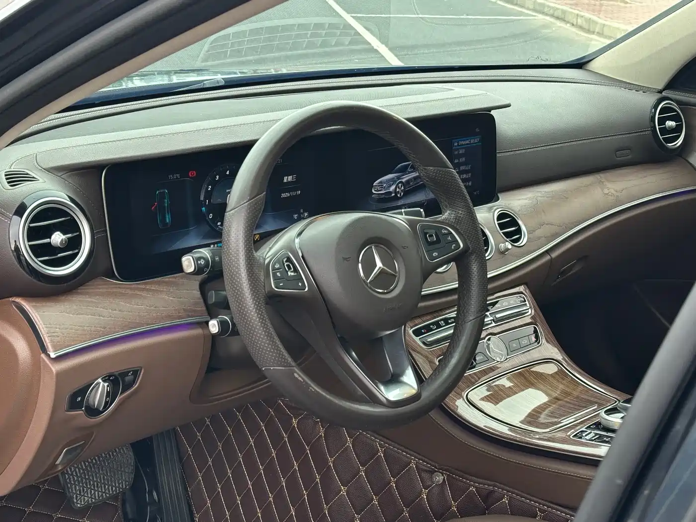 Mercedes-Benz E-Class 2016 E 300 L Luxury фото 11