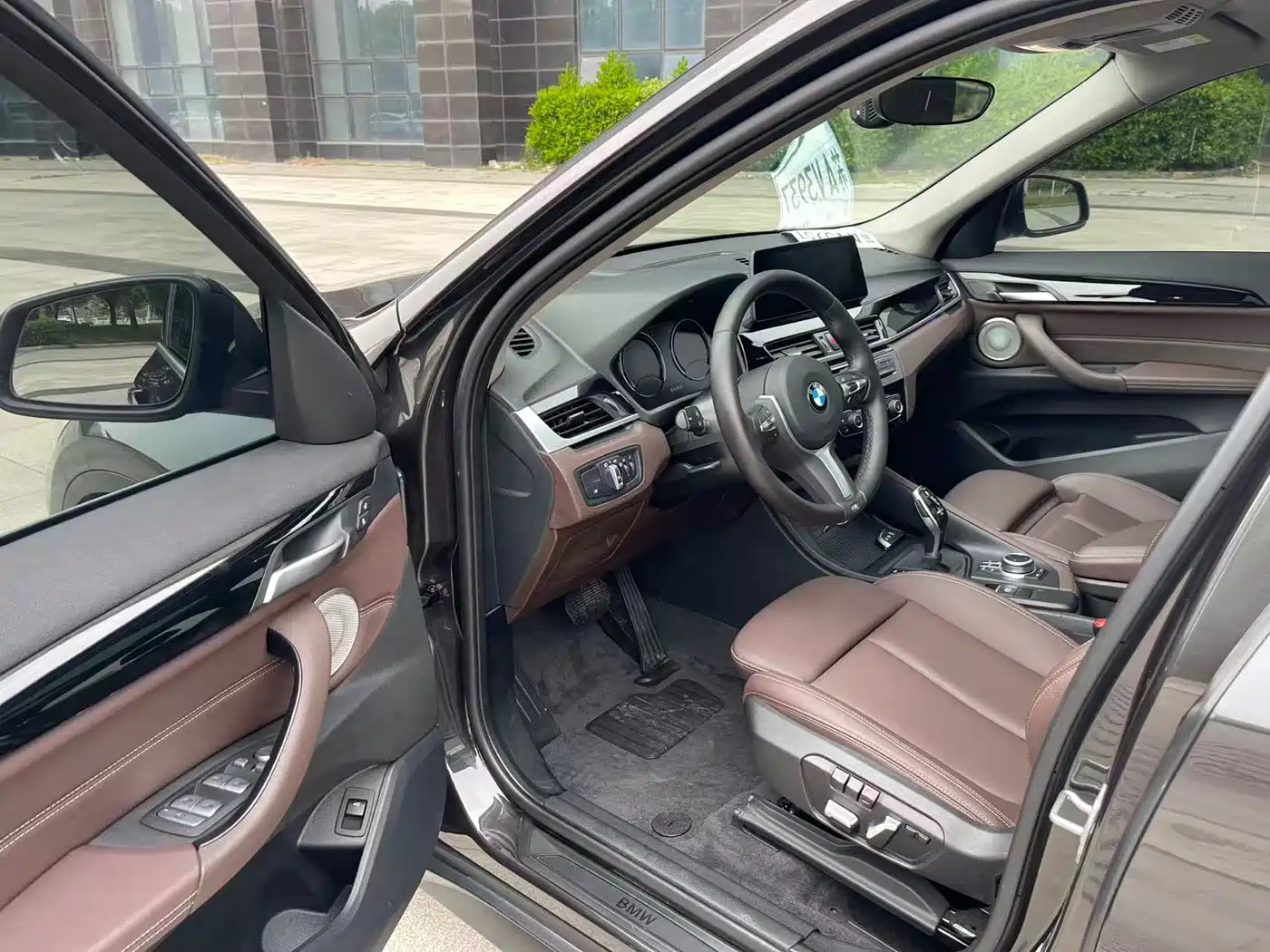 BMW X1 2021 sDrive25Li Leading фото 8