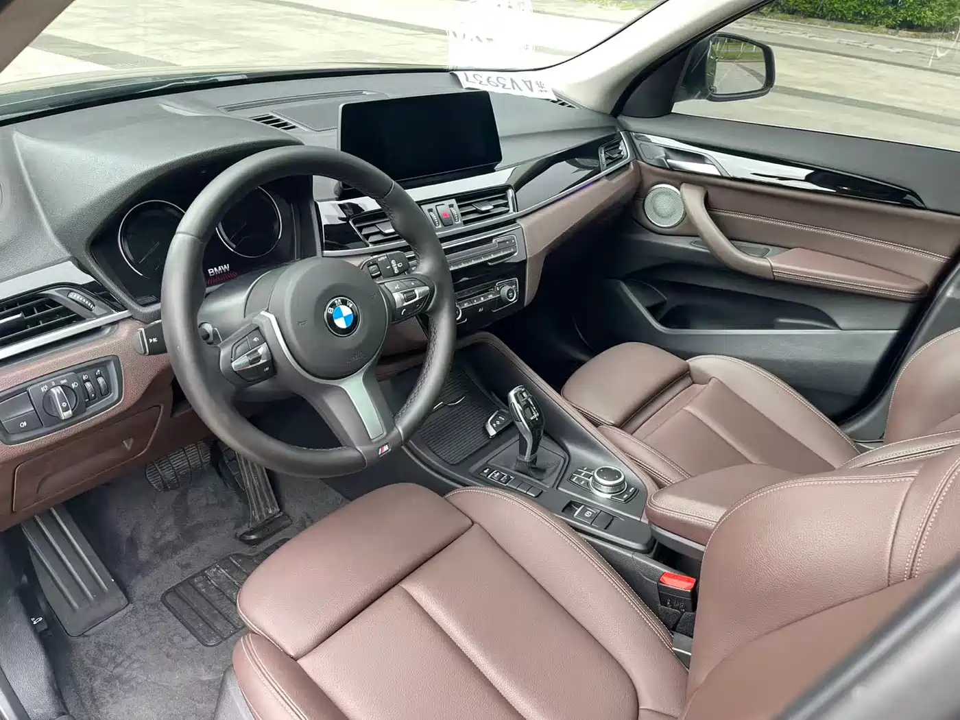 BMW X1 2021 sDrive25Li Leading фото 9