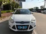 Фото 2 - Ford Focus