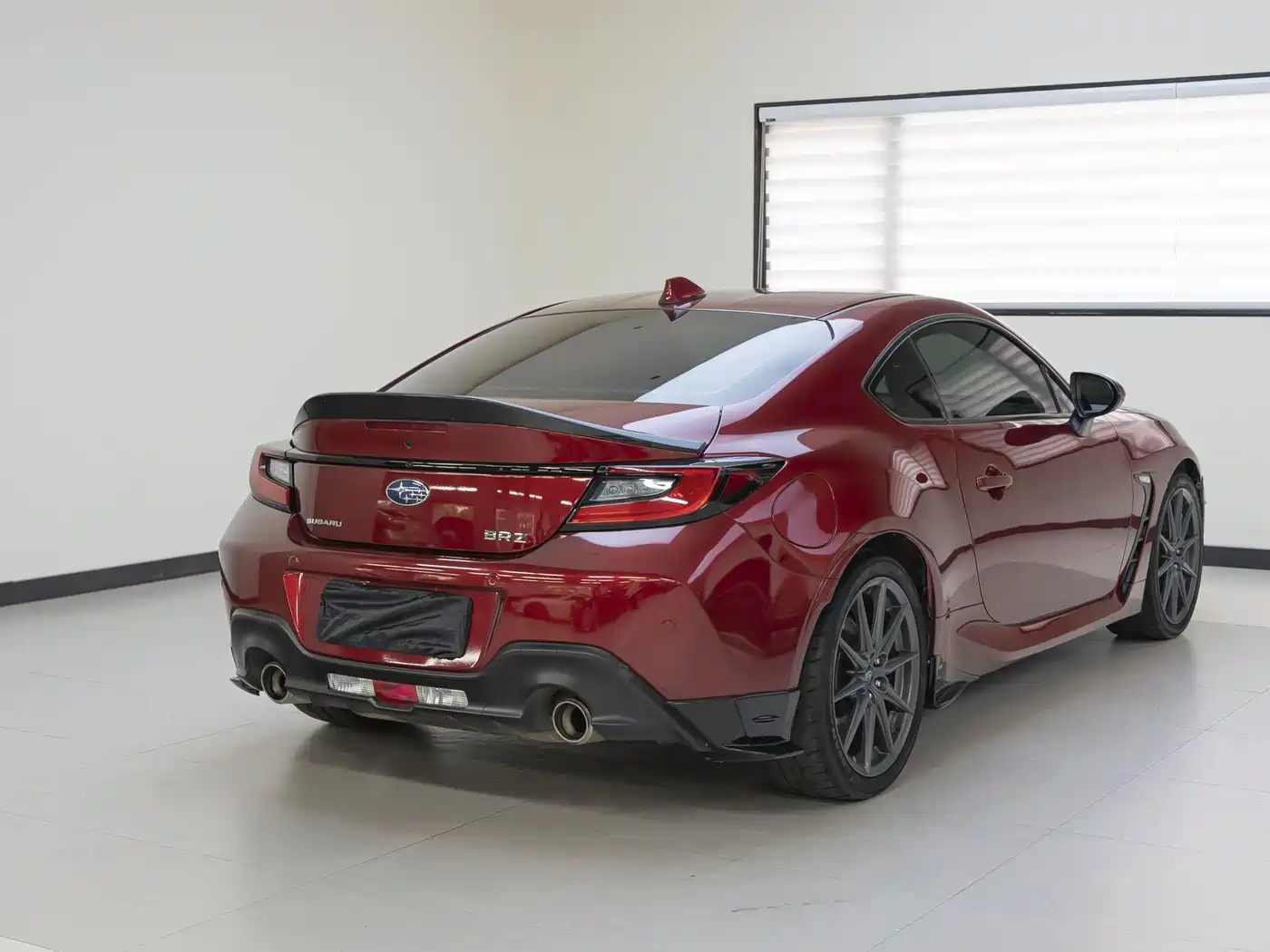 Subaru BRZ 2022 2.4L Manual фото 5
