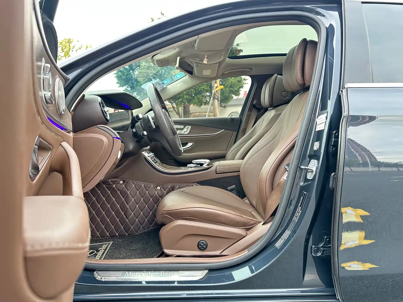 Mercedes-Benz E-Class 2016 E 300 L Luxury фото 7
