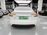 Фото 14 - Tesla Model 3