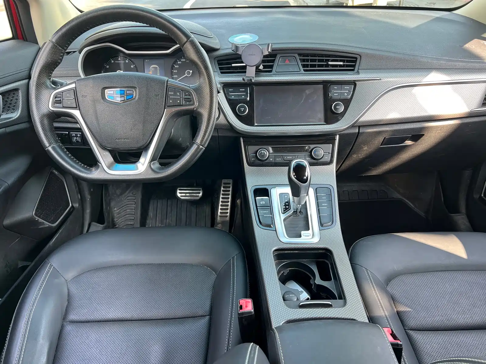 Photo 6 - Geely Emgrand GS
