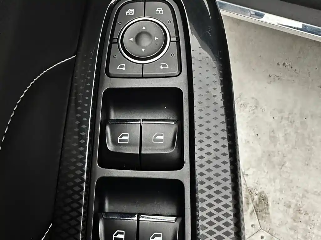 Haval M6 2021 PLUS 1.5T DCT Luxury Smart Connect фото 16