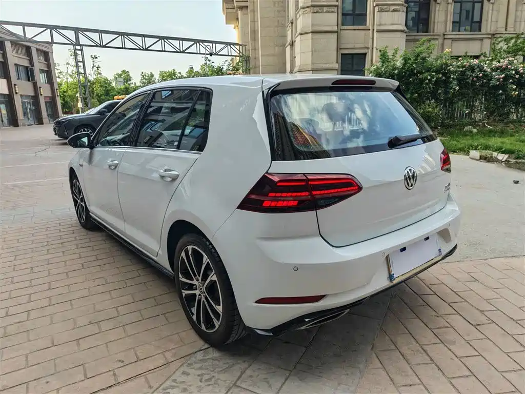 Volkswagen Golf 2018 280TSI Automatic R-Line Model фото 7