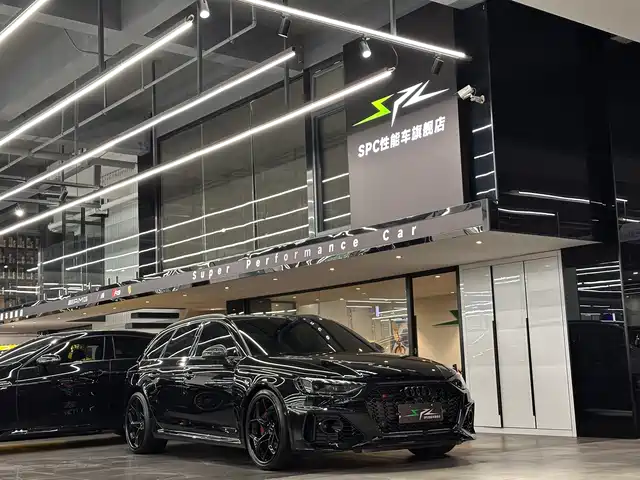 audi rs-4