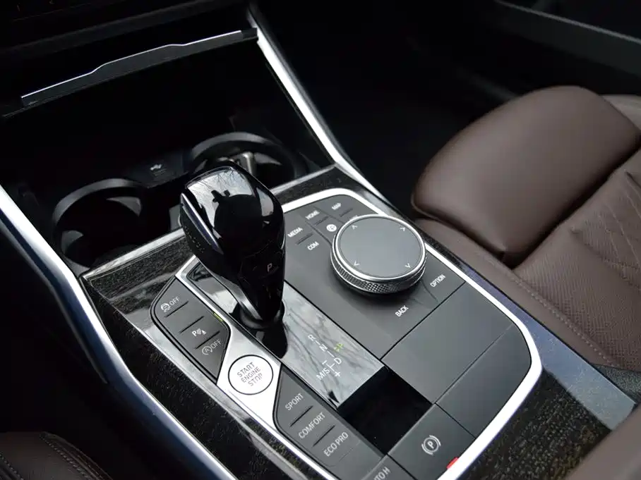 BMW 3 Series 2022 325Li M Sport Package фото 10