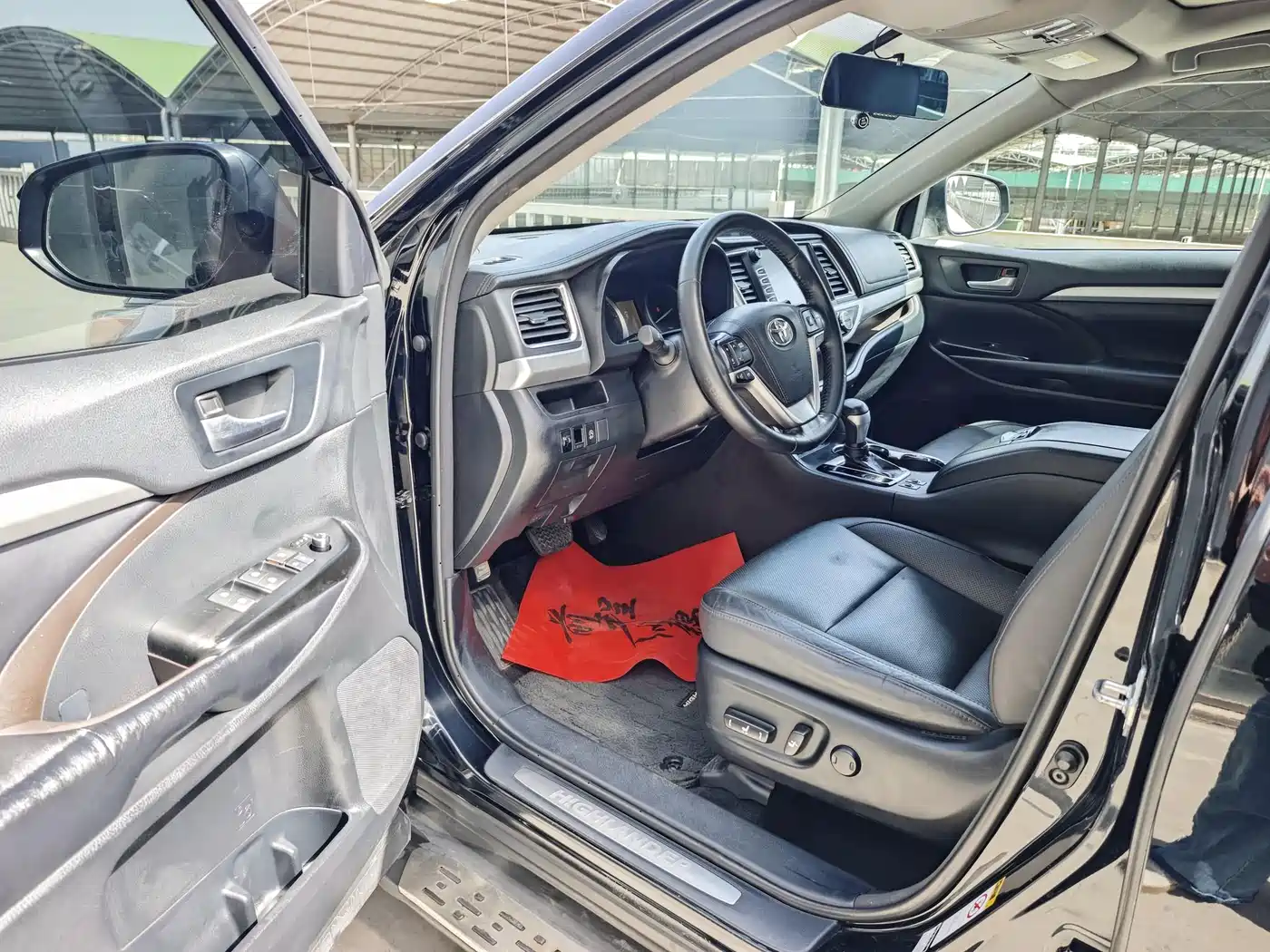 Toyota Highlander 2017 2.0T 4WD Premium 7-Seater фото 8