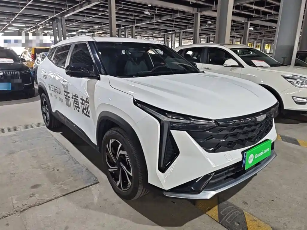 Geely Atlas 2025 2024 1.5TD Smart Connect+