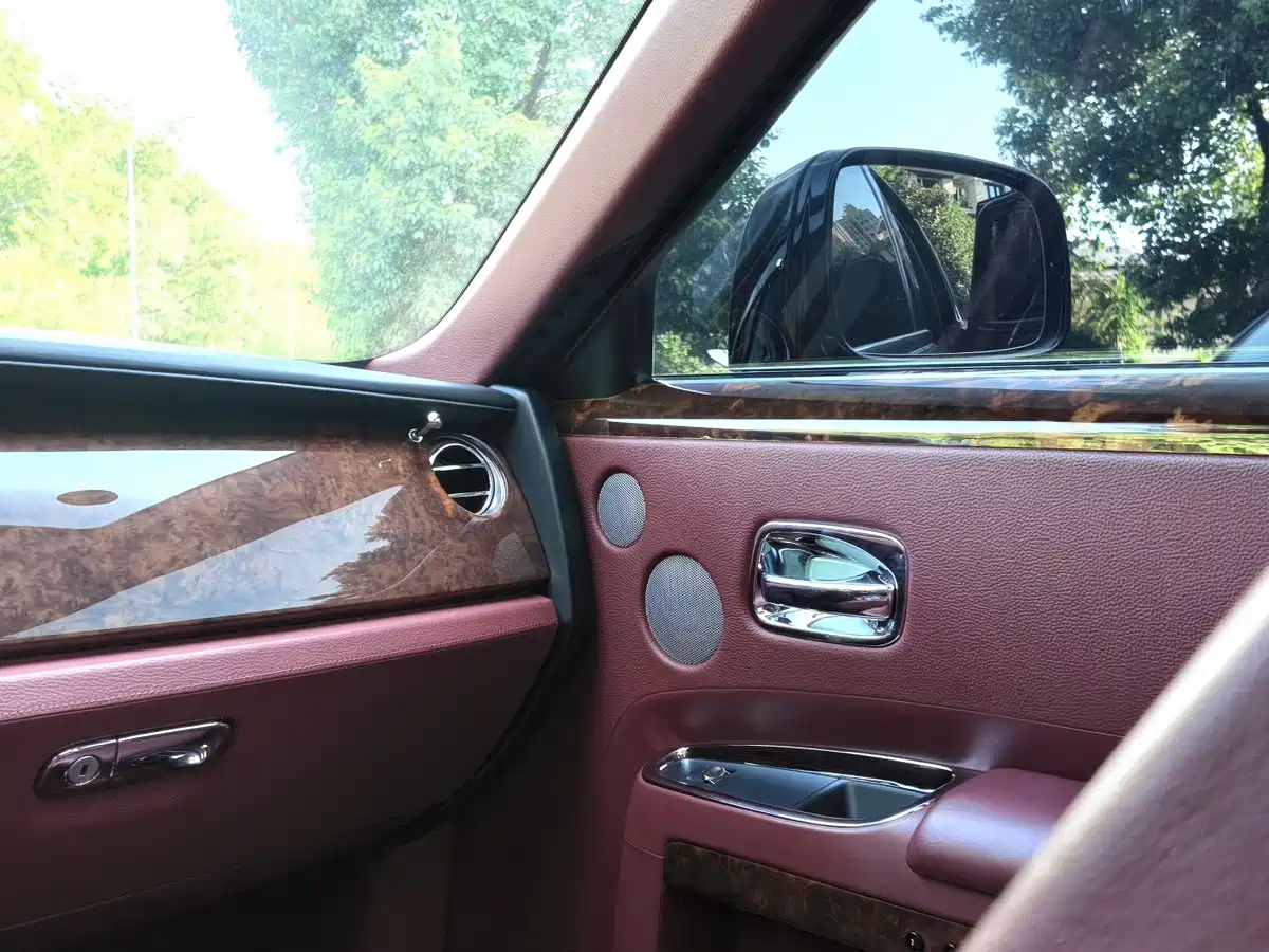 Rolls-Royce Ghost 2013 2010 Model 6.6T Standard