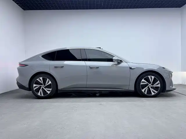 NIO ET5 2023 2022 75kWh