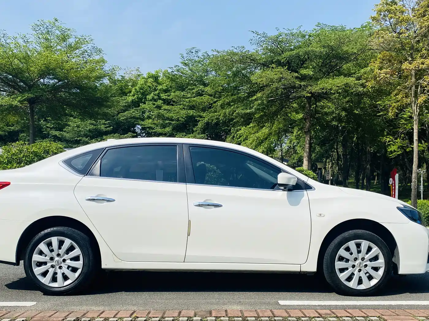 NISSAN SYLPHY PURE ELECTRIC