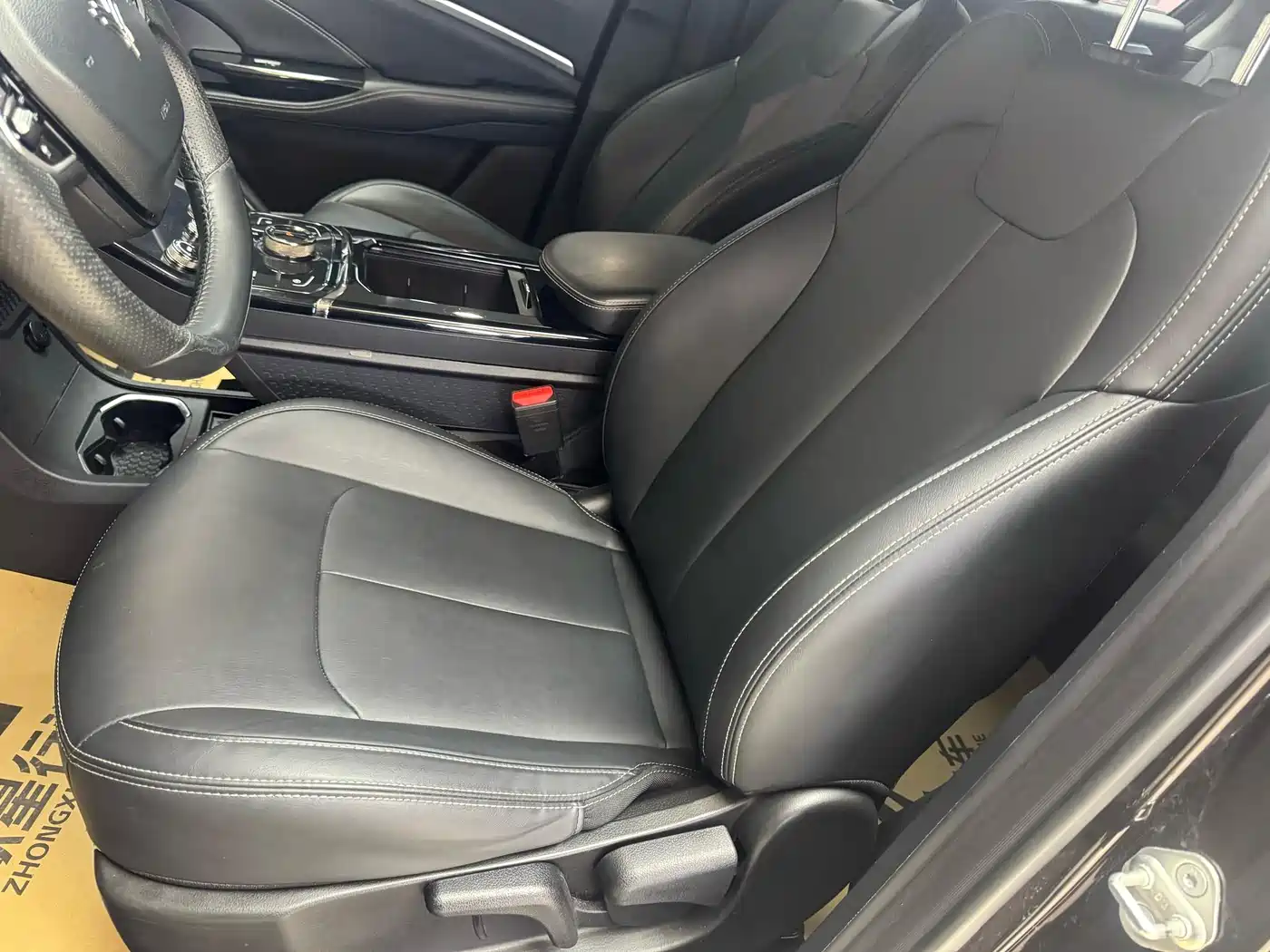 NEZHA AUTOMOBILE NEZHA U