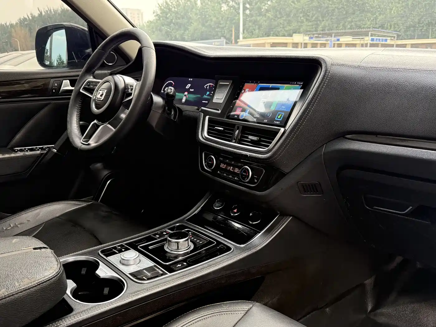 Фото 23 - Zotye T600