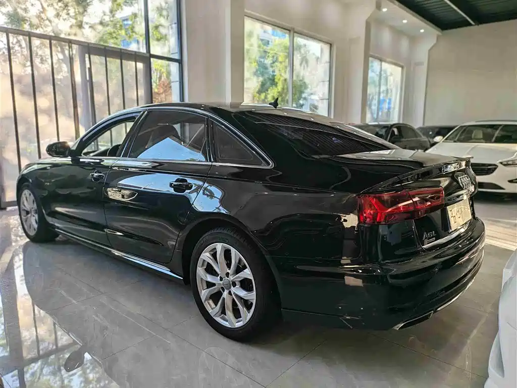 Audi A6L 2017 45 TFSI quattro Sport фото 2