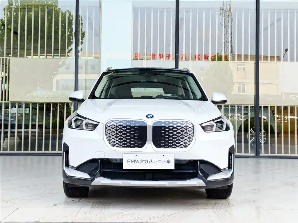 BMW iX1 2025 2025 eDrive25L X Design Package