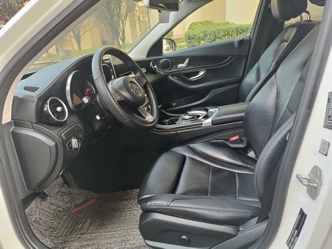 Mercedes-Benz C-Class 2015 C 180 L Sport фото 5
