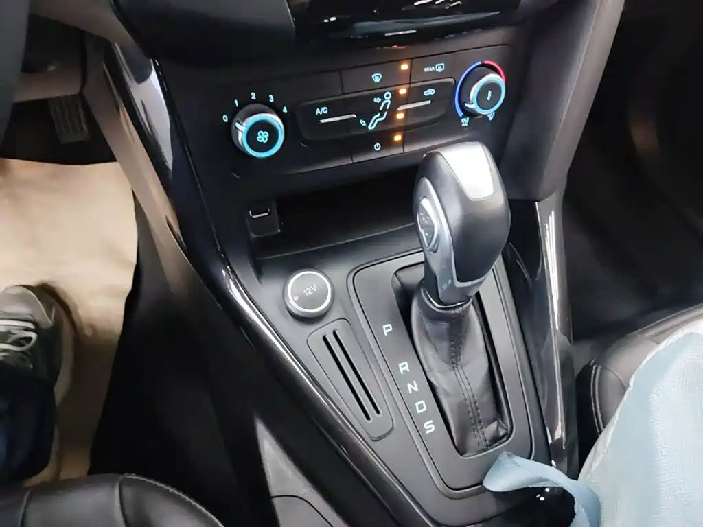Ford Focus 2018 2018 Hatchback Classic 1.6L Automatic Trend Smart Edition
