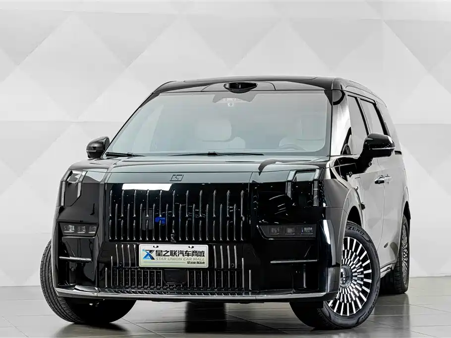 ZEEKR 009 2025 2024 6-seat Executive AWD 108kWh