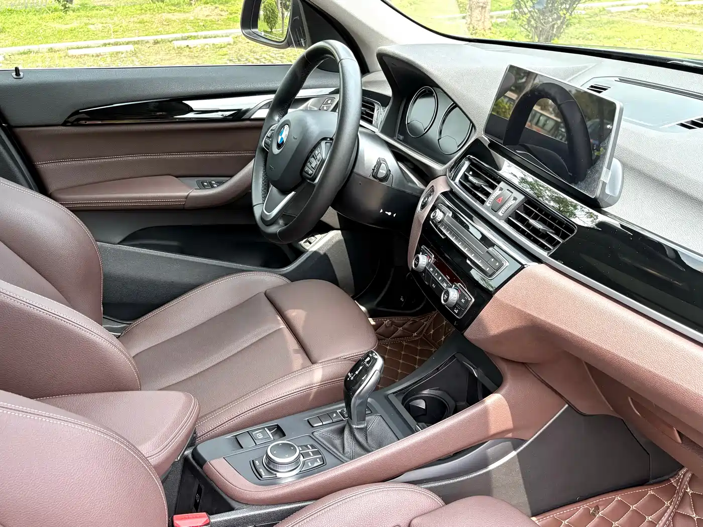 BMW X1 2020 sDrive25Li Leading Model фото 5