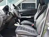 Фото 17 - Suzuki Vitara